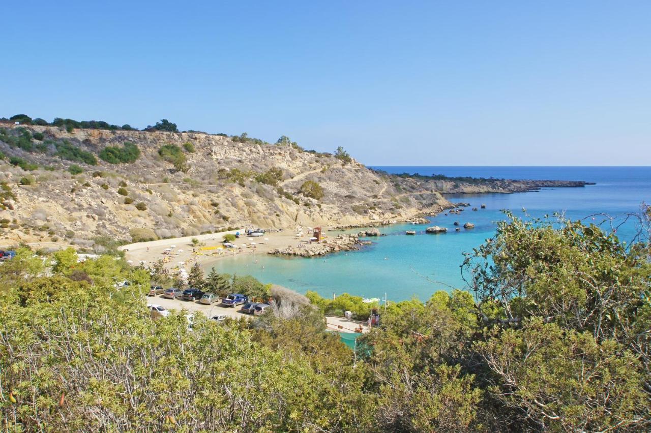 Gabriela - Coralli Beachfront Apartment Protaras Exterior foto