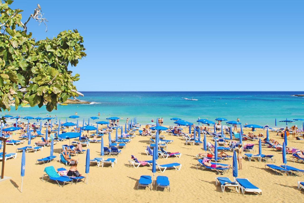 Gabriela - Coralli Beachfront Apartment Protaras Exterior foto