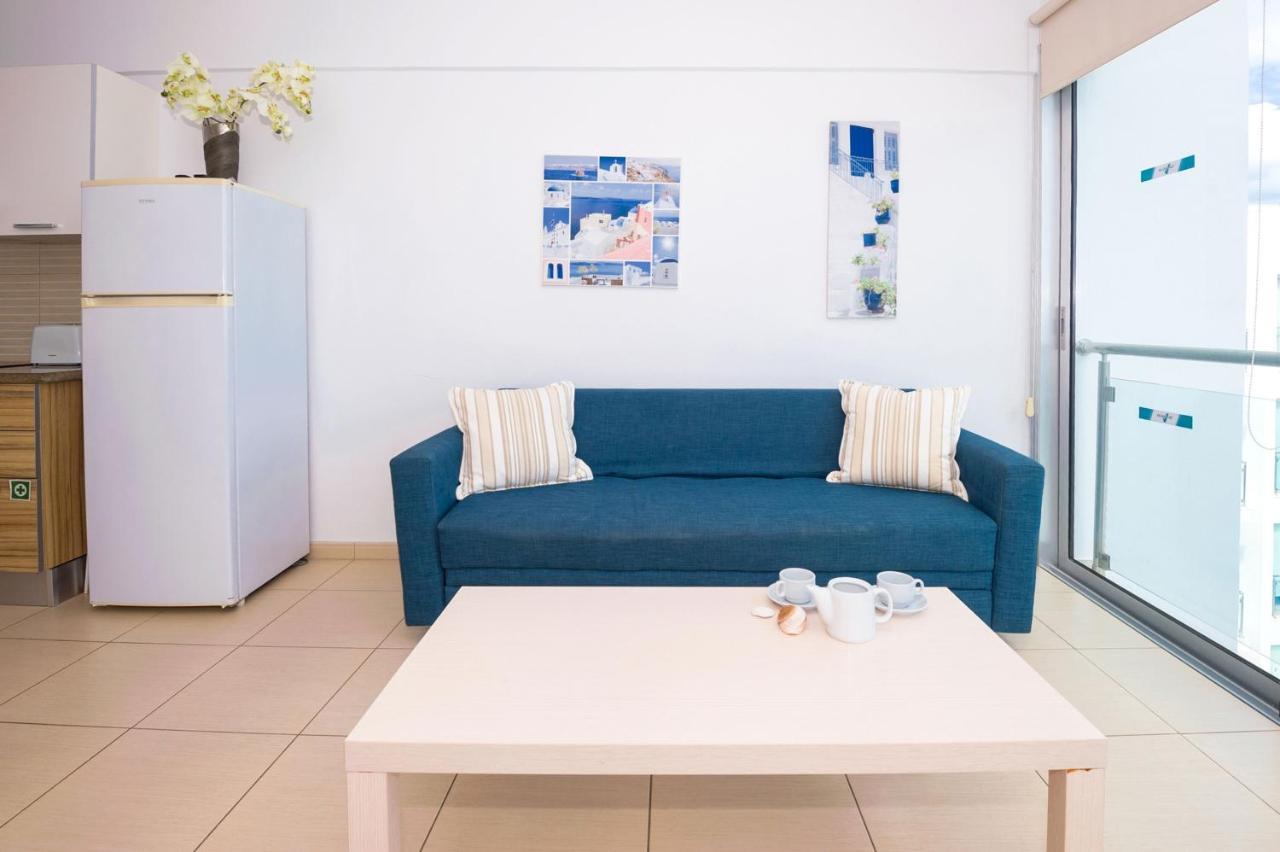 Gabriela - Coralli Beachfront Apartment Protaras Exterior foto